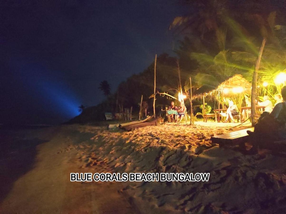 Blue Corals Beach Bungalow 마타라 외부 사진