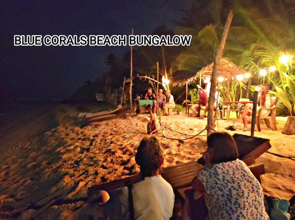 Blue Corals Beach Bungalow 마타라 외부 사진