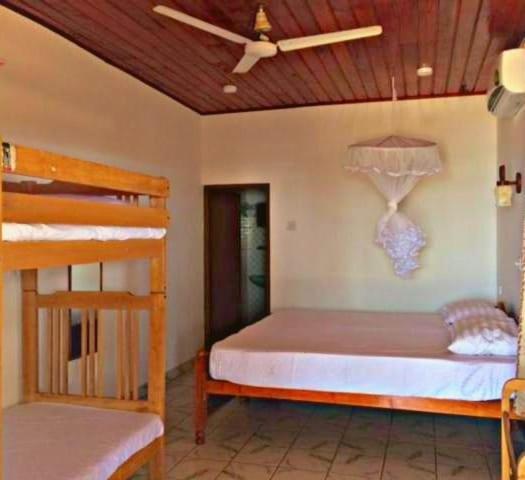 Blue Corals Beach Bungalow 마타라 객실 사진